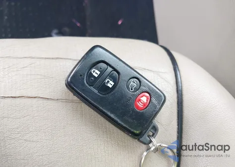 2010 Toyota Venza Base V6 z USA, uszkodzony, nr VIN 4T3BK3BB7AU035814